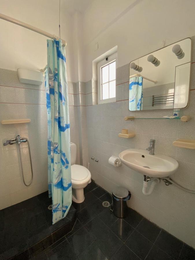Blue Dolphin Studios And Apartment Vagia  Extérieur photo